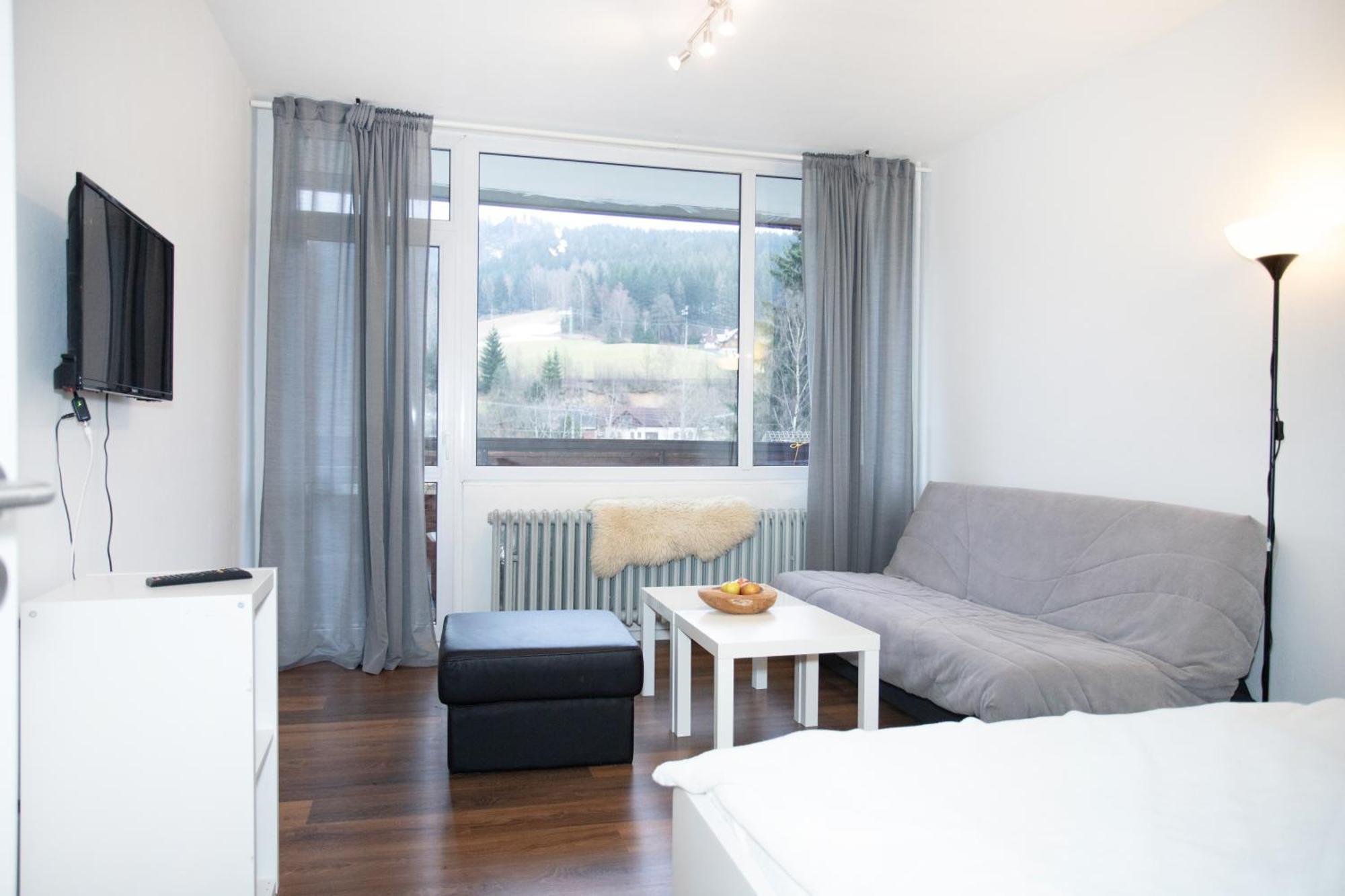 Apartmany Na Tanvaldskem Spicaku Jiretin pod Bukovou Eksteriør bilde